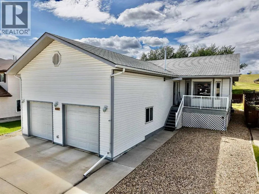 House for rent: 10302 83 Street, Peace River, Alberta T8S 1Y1