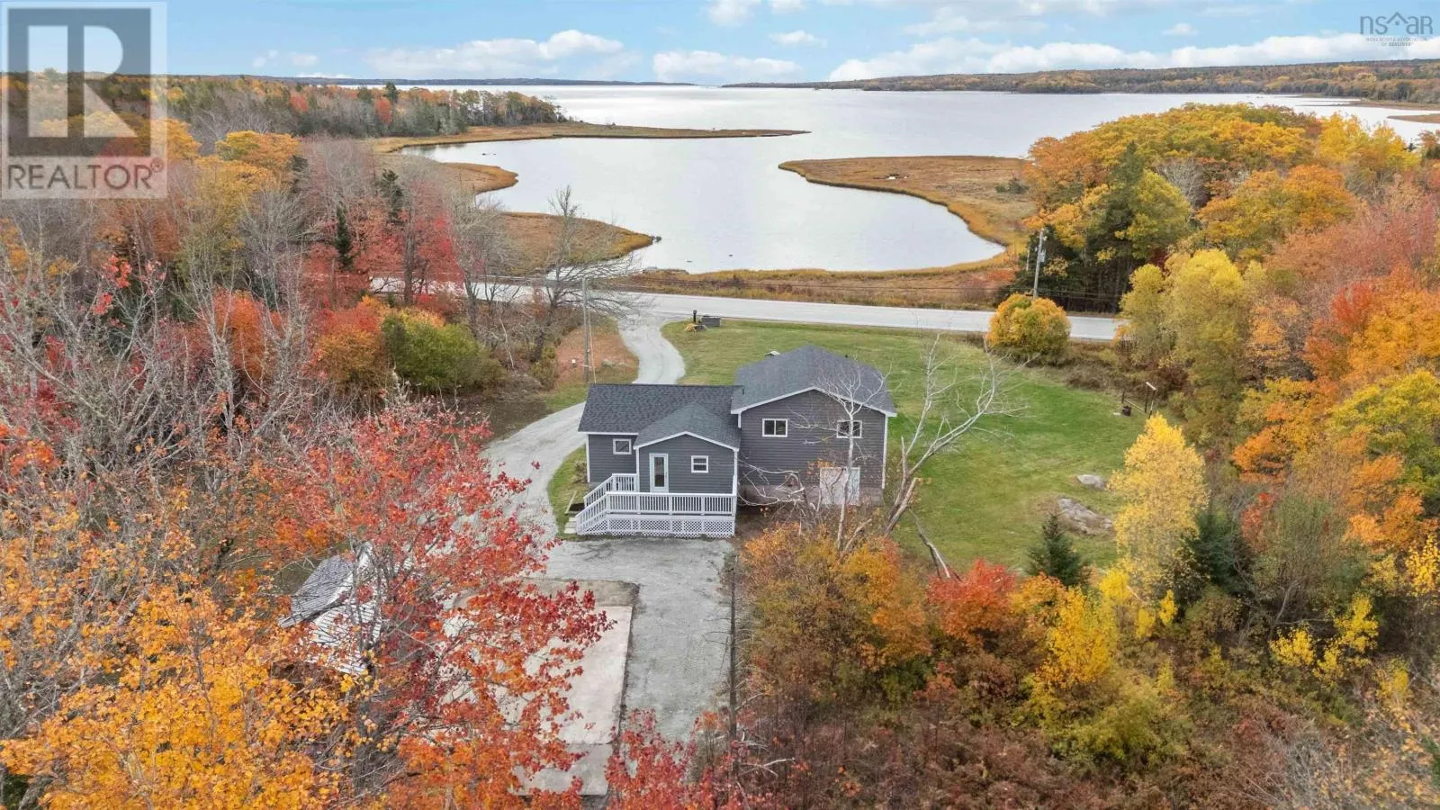 House for rent: 10302 Highway 3, Port Joli, Nova Scotia B0T 1S0