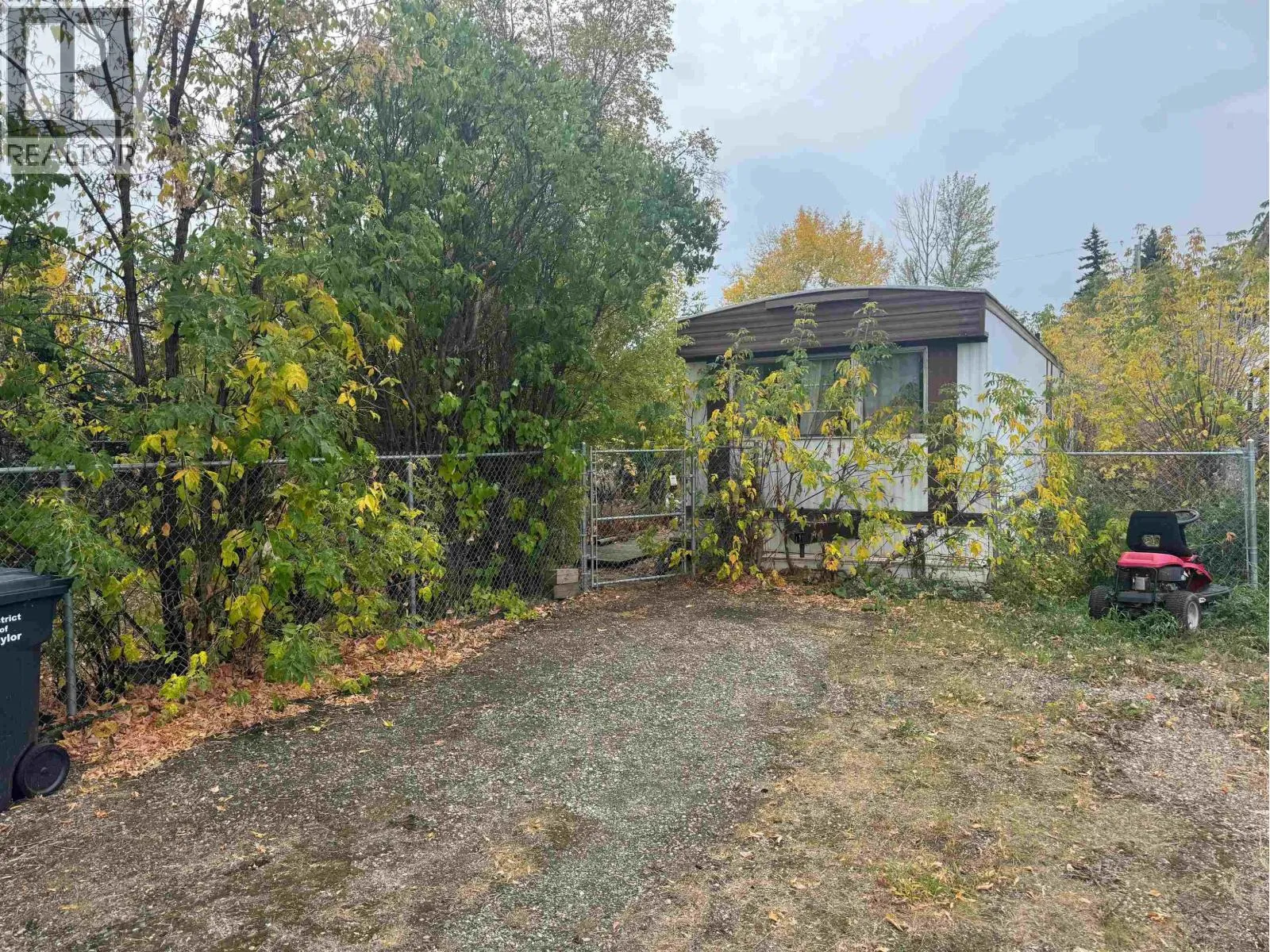 Manufactured Home/Mobile for rent: 10340 99 Street, Taylor, British Columbia V0C 2K0