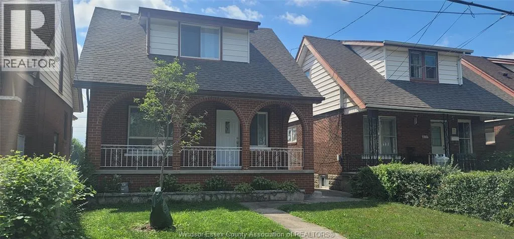 House for rent: 1035 Elm Avenue, Windsor, Ontario N9A 5H8