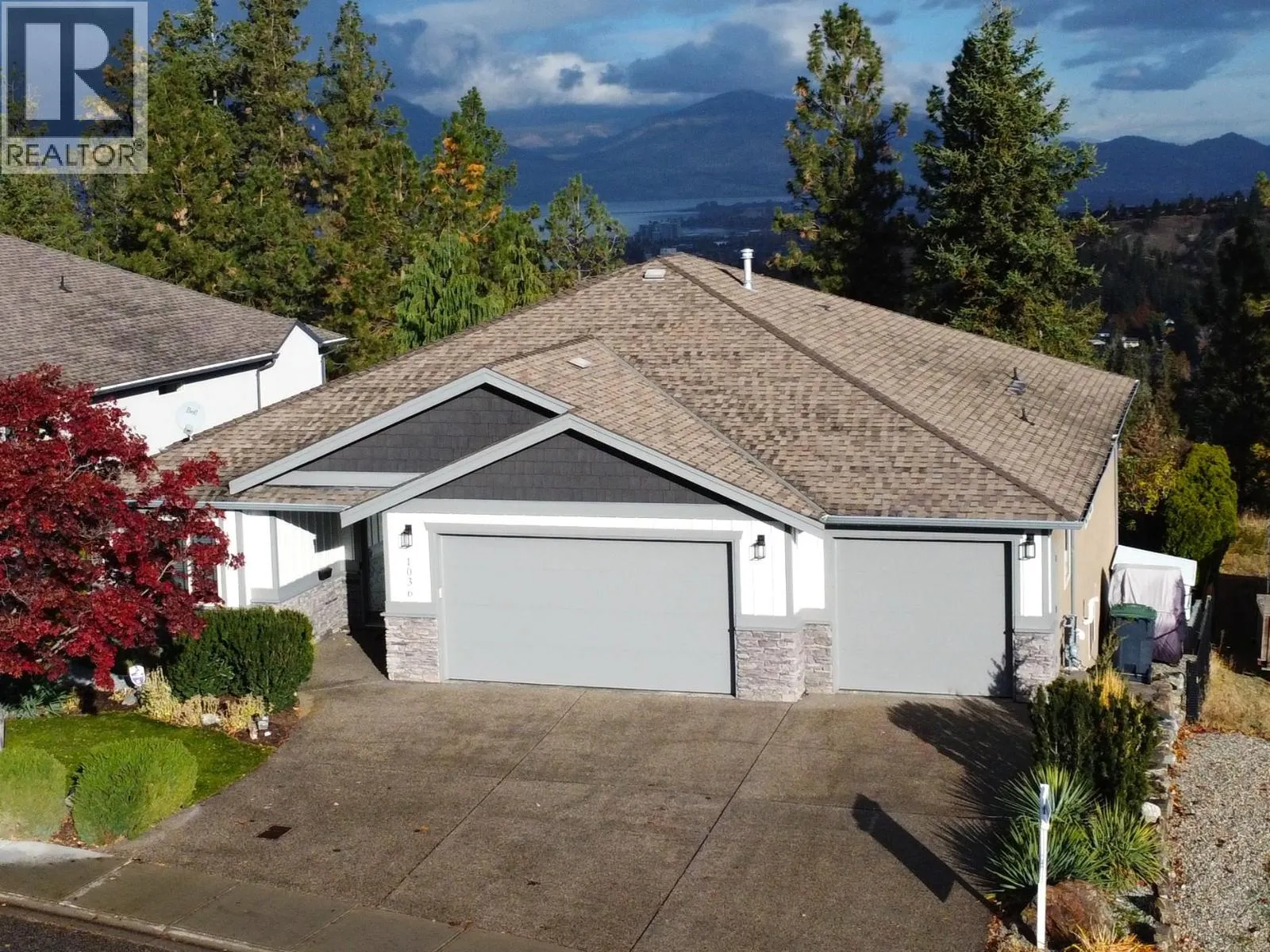 House for rent: 1036 Arbor View Drive, Kelowna, British Columbia V1W 5A1