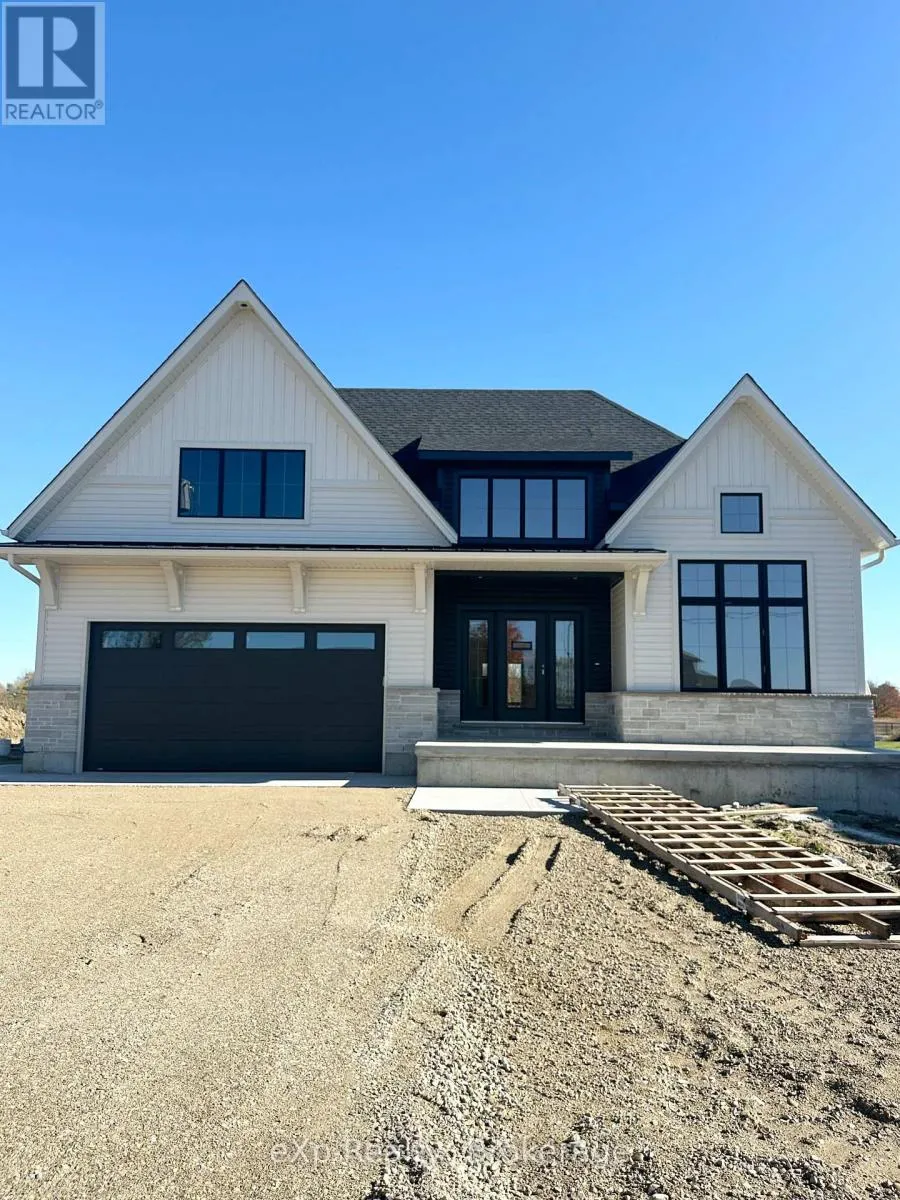 House for rent: 1036 Walton Avenue N, North Perth, Ontario N4W 3S2