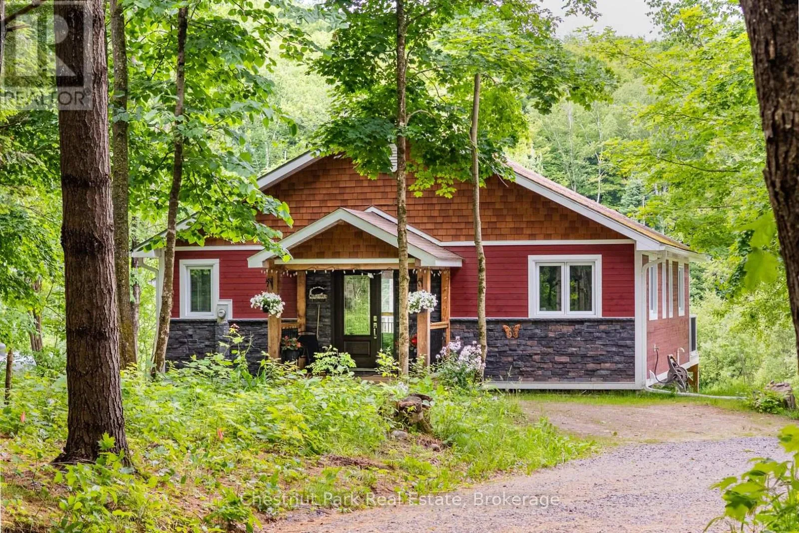 House for rent: 1037 Skeleton Lake 3 Road, Muskoka Lakes, Ontario P0B 1M0