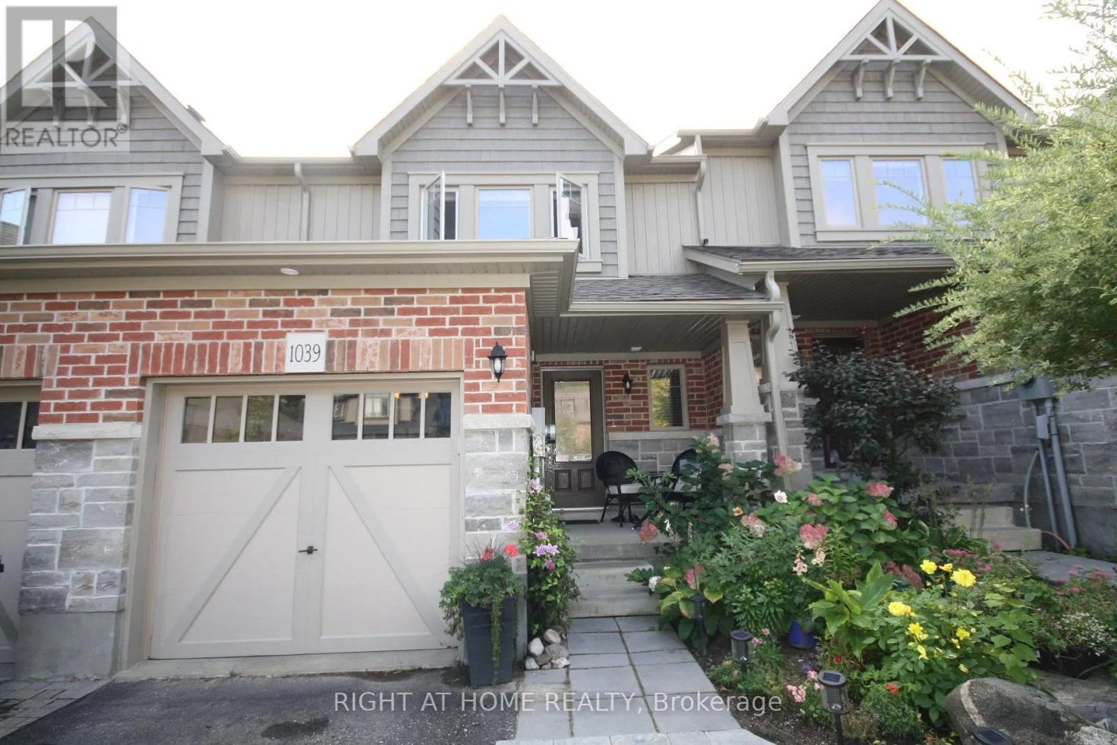 Row / Townhouse for rent: 1039 Cook Drive, Midland, Ontario L4R 0E4