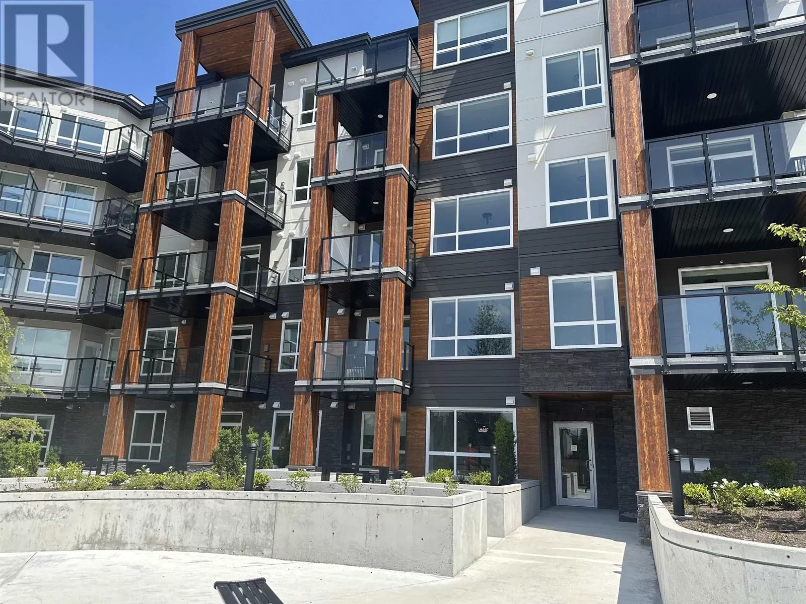 Apartment for rent: 104 12109 223 Street, Maple Ridge, British Columbia V2X 3I2