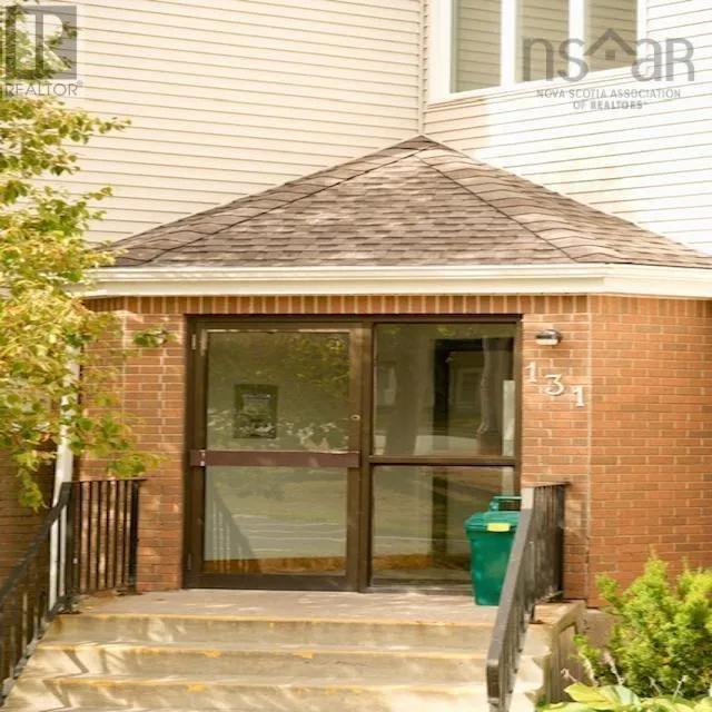 Apartment for rent: 104 131 Farnham Gate Road, Halifax, Nova Scotia B3M 4A4