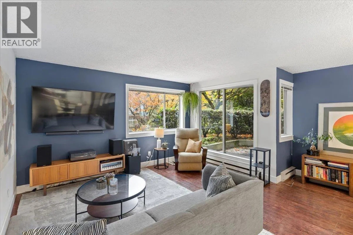 Apartment for rent: 104 1550 Mariner Walk, Vancouver, British Columbia V6J 4X9