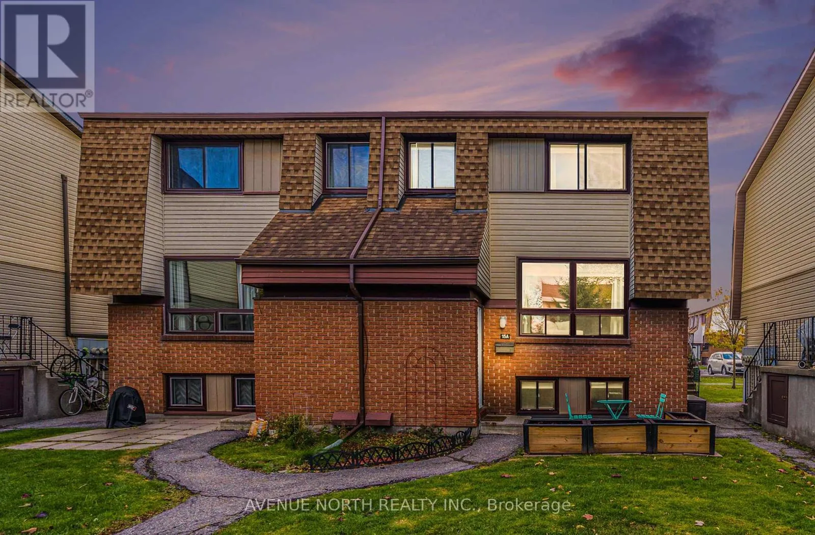 Row / Townhouse for rent: 104 - 15a Woodvale Green, Ottawa, Ontario K2G 4H1