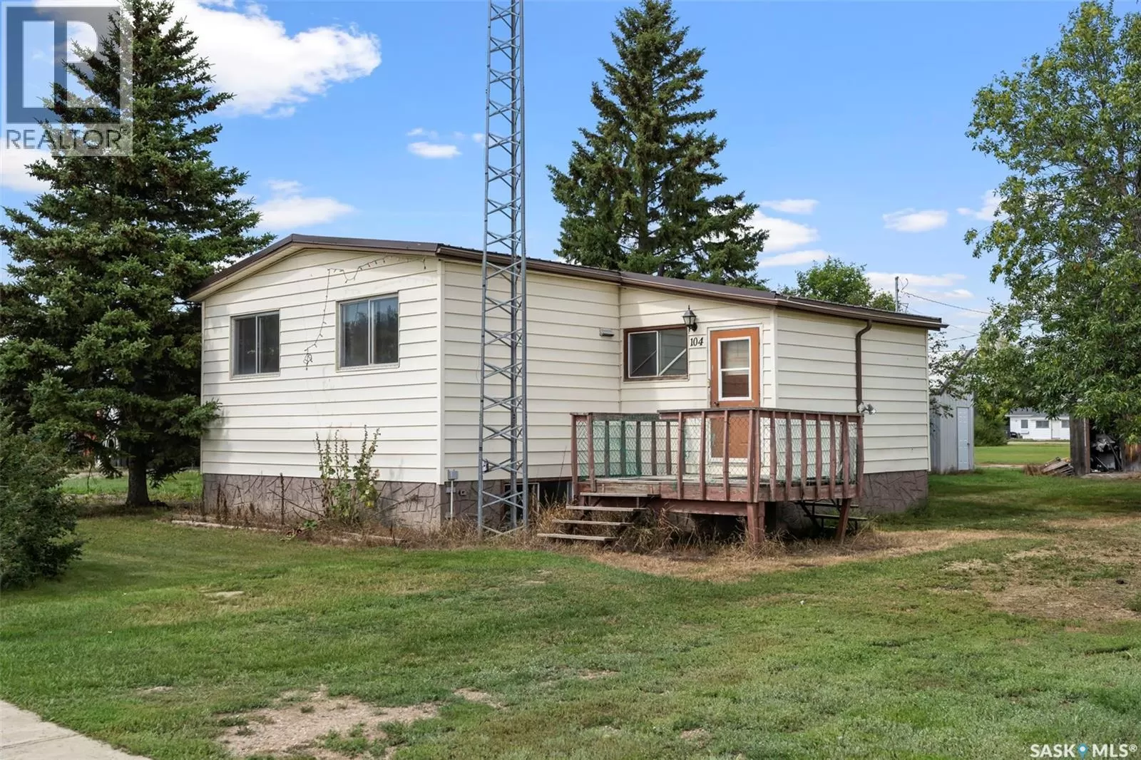 Mobile Home for rent: 104 1st Avenue E, Landis, Saskatchewan S0K 2K0