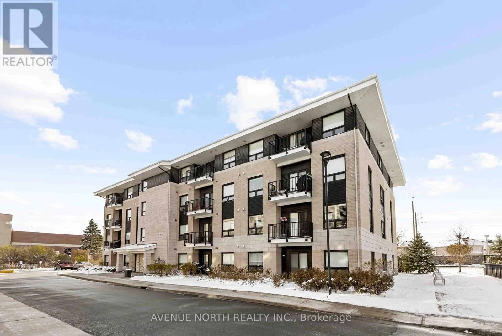 Apartment for rent: 104 - 200 Winterfell Private, Ottawa, Ontario K1G 4G1