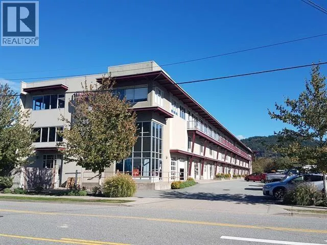 104 39012 Discovery Way, Squamish, British Columbia V8B 0E5