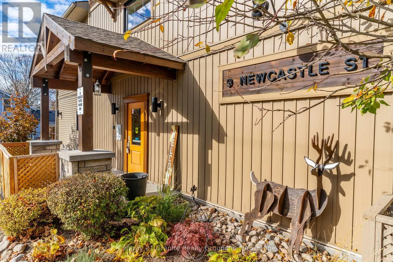 Apartment for rent: 104 - 9 Newcastle Street, Minden Hills, Ontario K0M 2K0