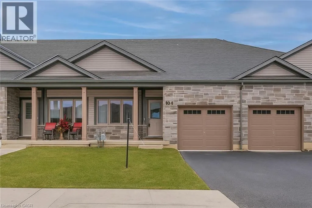 Row / Townhouse for rent: 104 Cheryl Avenue, Atwood, Ontario N0G 1B0