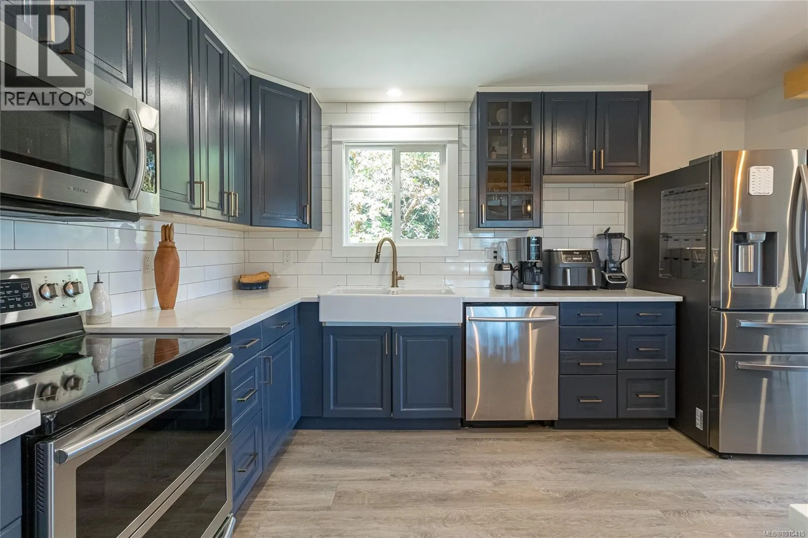 House for rent: 104 Dorothy Lane, View Royal, British Columbia V9B 6B5