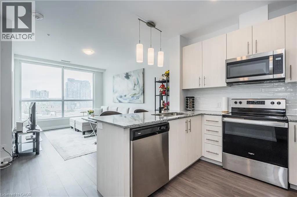 Apartment for rent: 104 Garment Street Unit# 710, Kitchener, Ontario N2G 0C8