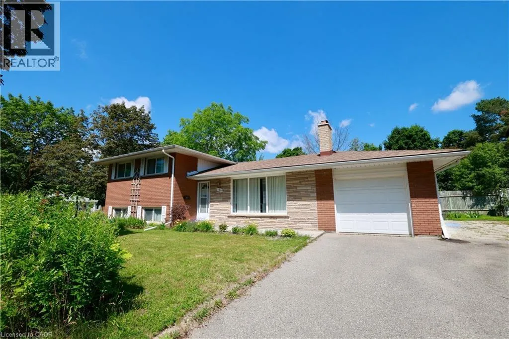 House for rent: 104 Milford Avenue, Waterloo, Ontario N2L 3Z3