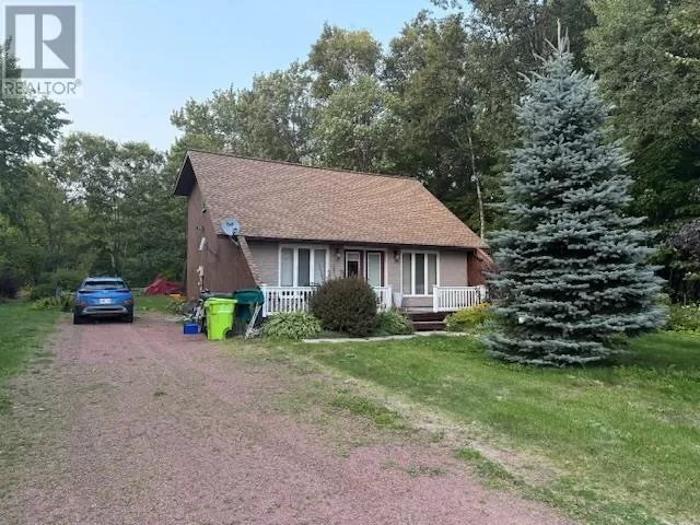 104 Pointe Louise Dr, Sault Ste. Marie, Ontario P6A 5K6