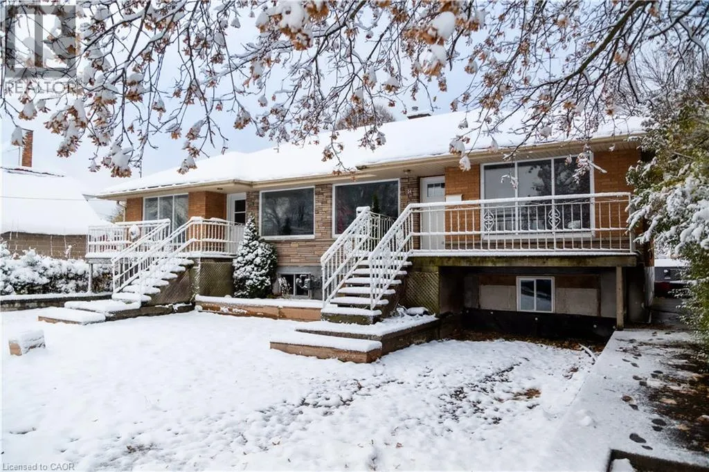 Apartment for rent: 104 South Street E Unit# 2, Aylmer, Ontario N5H 1P8