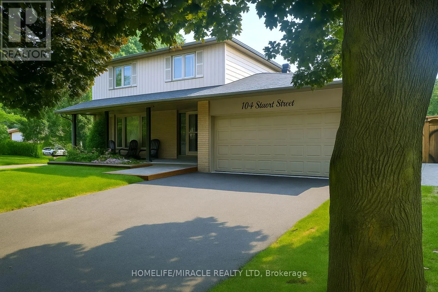 House for rent: 104 Stuart Street, Whitchurch-Stouffville, Ontario L4A 4S2