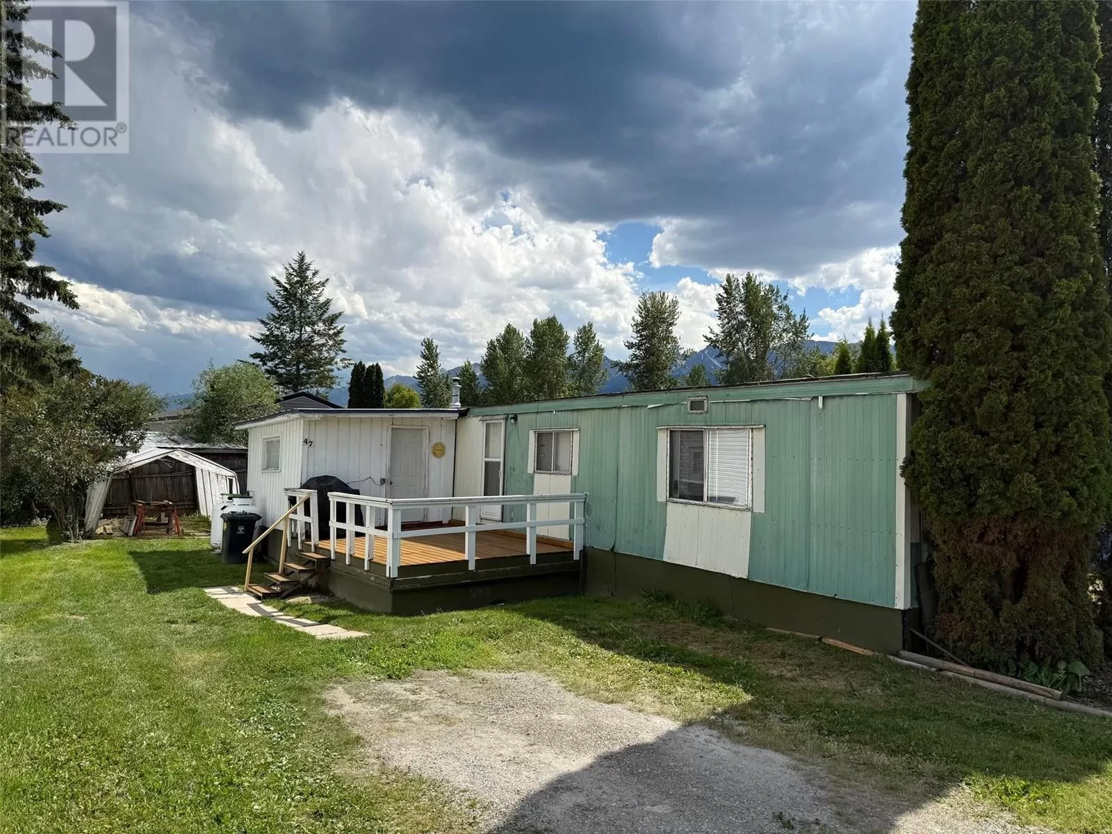 Manufactured Home for rent: 1040 9th Avenue Unit# 47, Golden, British Columbia V0A 1H2