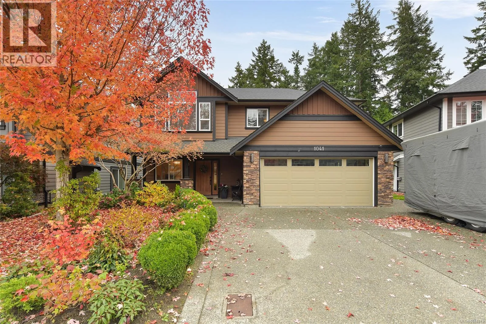 House for rent: 1041 Torrance Ave, Langford, British Columbia V9C 0J3