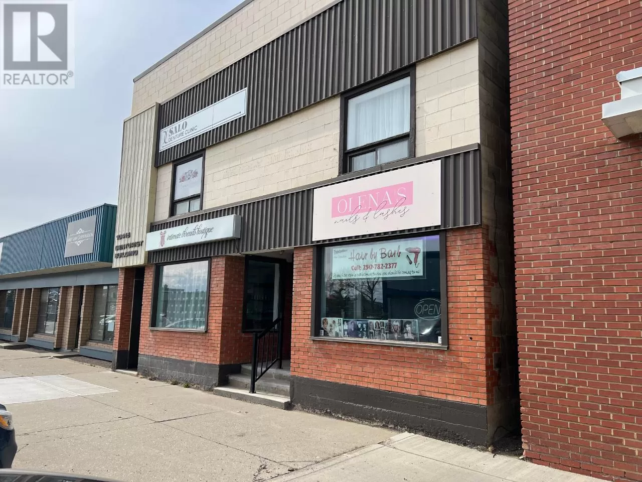 Residential Commercial Mix for rent: 10413 10 Street, Dawson Creek, British Columbia V1G 3T8