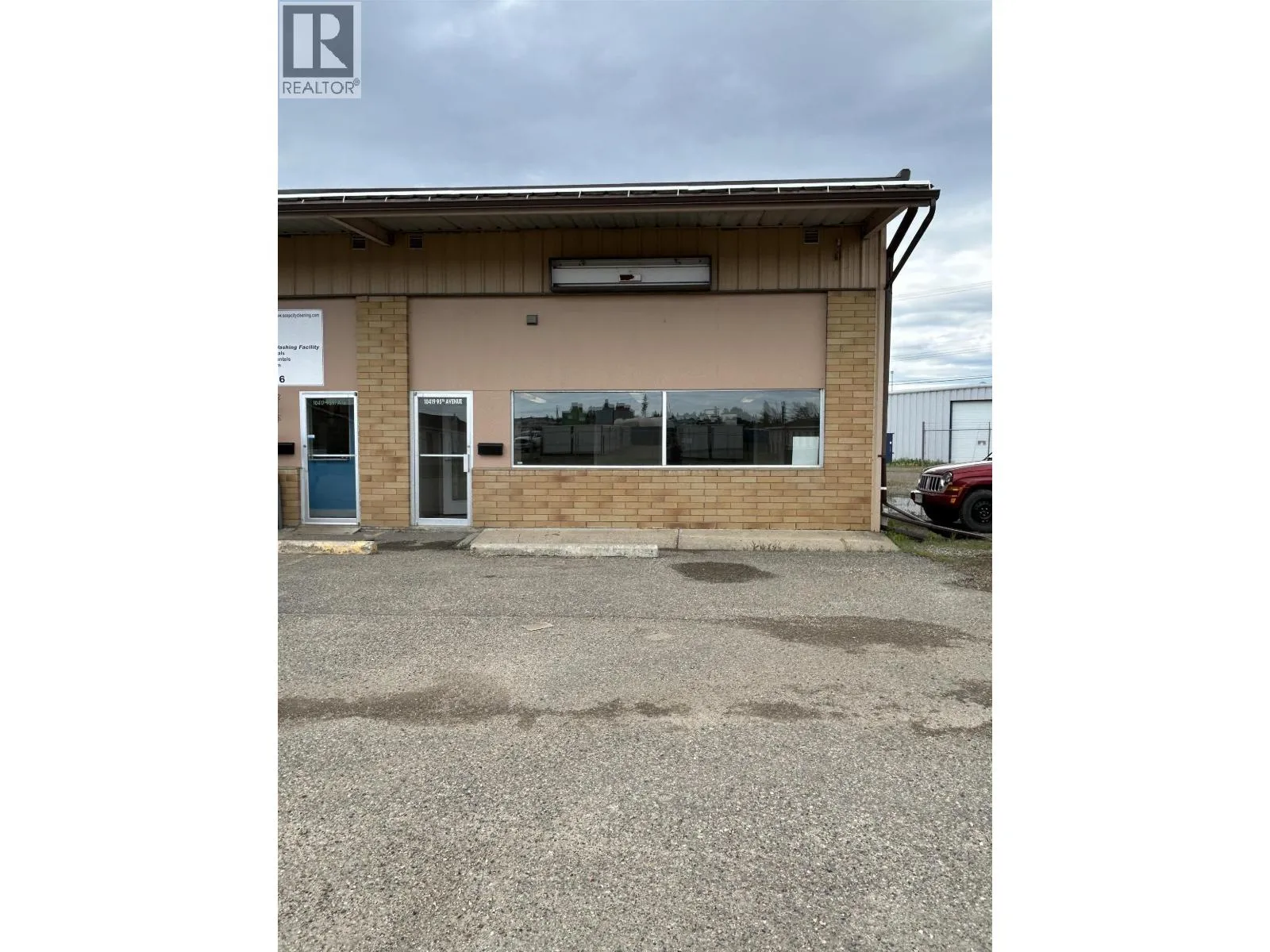 10419 95 Avenue, Fort St. John, British Columbia V2J 5Z4