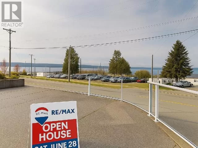 Apartment for rent: 104-4510 Willingdon Ave, Powell River, British Columbia