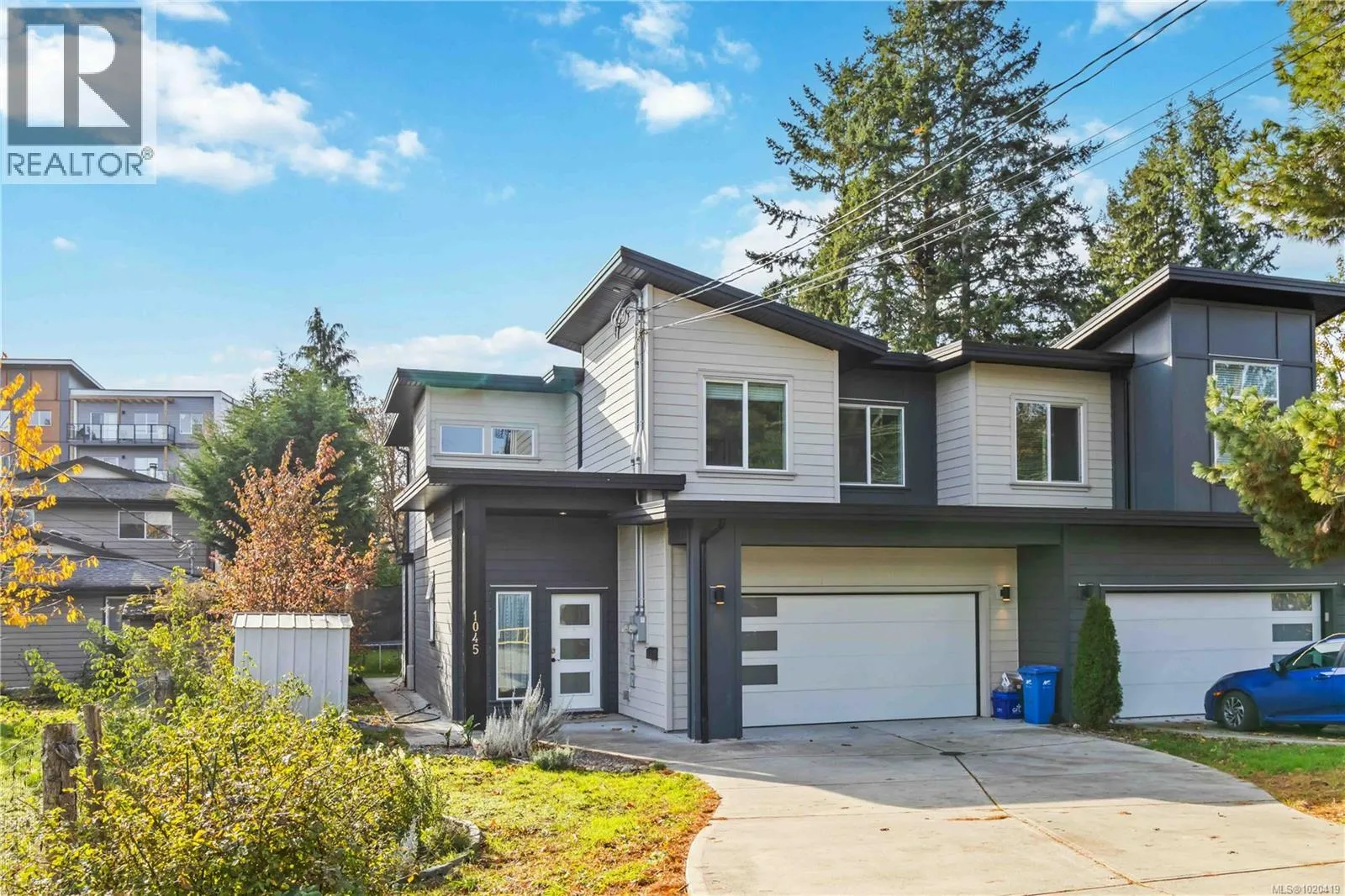 Duplex for rent: 1045 Goldstream Ave, Langford, British Columbia V9B 2Y6