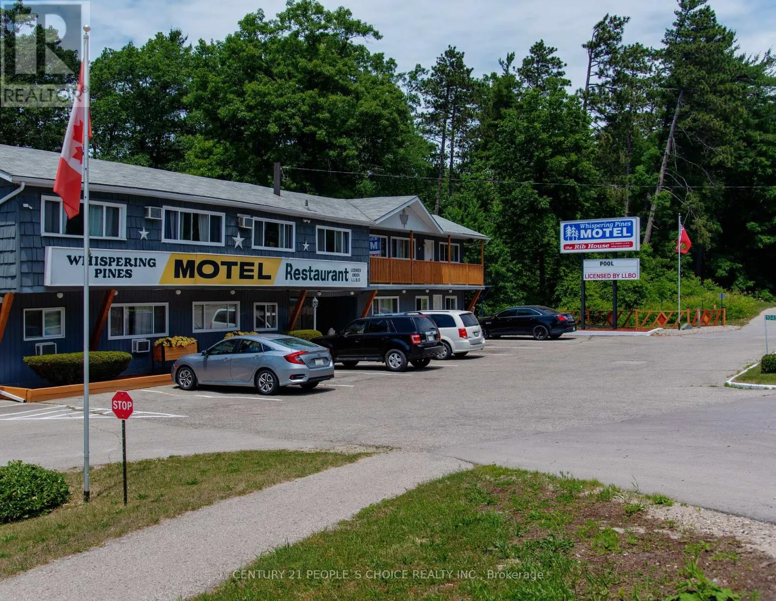 10456 Lakeshore Road, Lambton Shores, Ontario N0M 1T0