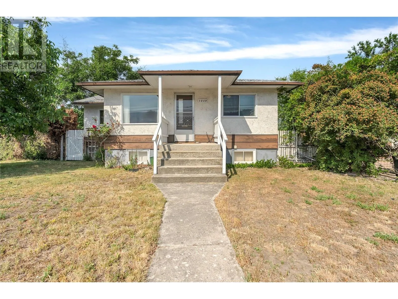 House for rent: 1049 Government Street, Penticton, British Columbia V2A 4T9