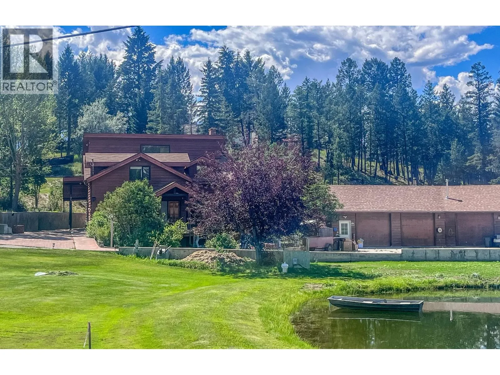 House for rent: 1049 Swansea Road, Invermere, British Columbia V0A 1K3