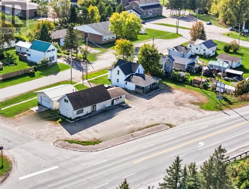 Commercial Mix for rent: 10494-10496 Highway 17, Verner, Ontario P0M 2M0