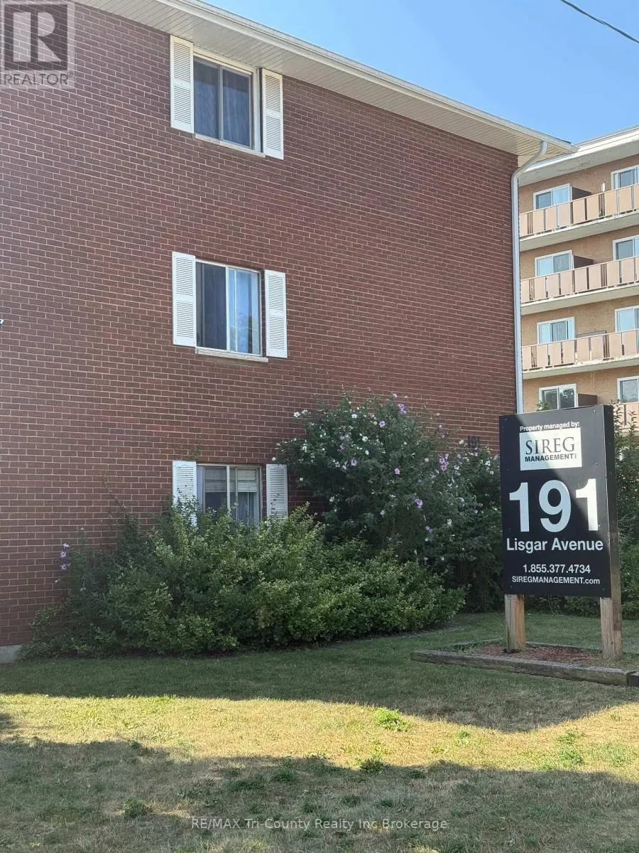 Apartment for rent: 105 - 191 Lisgar Avenue, Tillsonburg, Ontario N4G 3L5