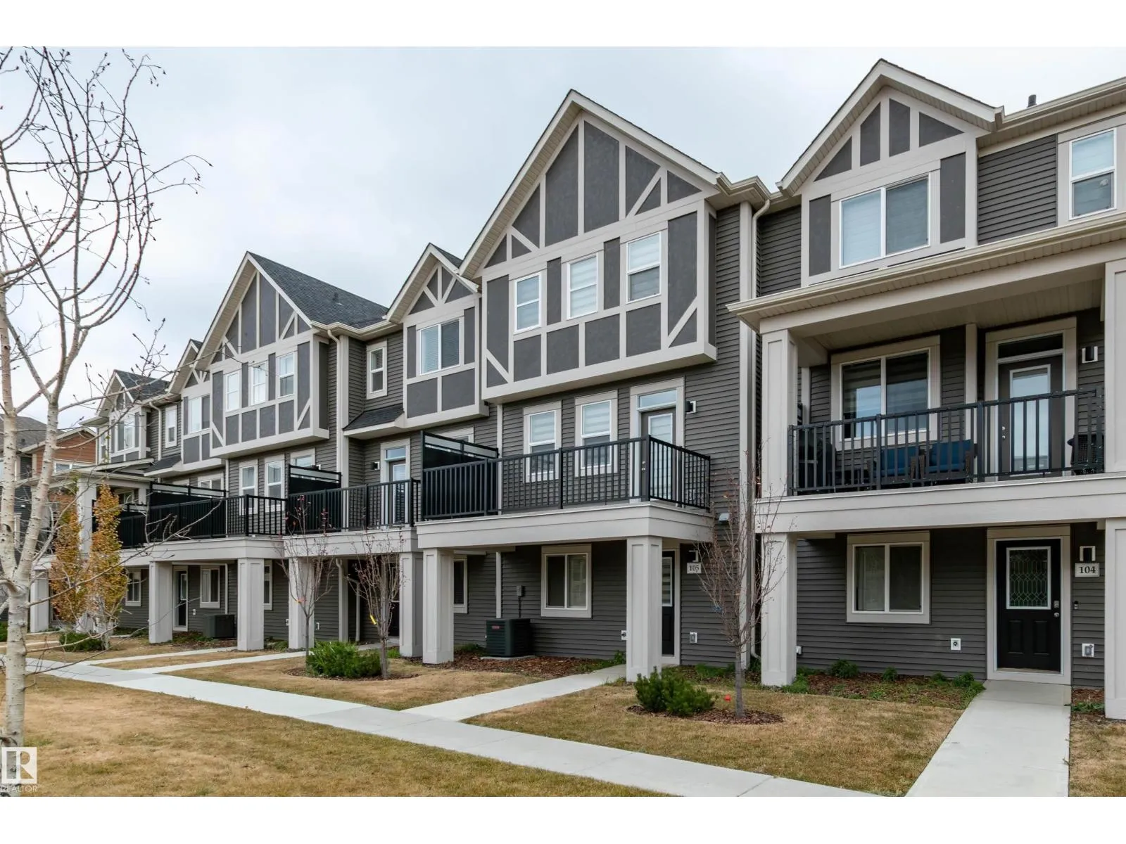 Row / Townhouse for rent: #105 2072 Wonnacott Wy Sw, Edmonton, Alberta T6X 2V7