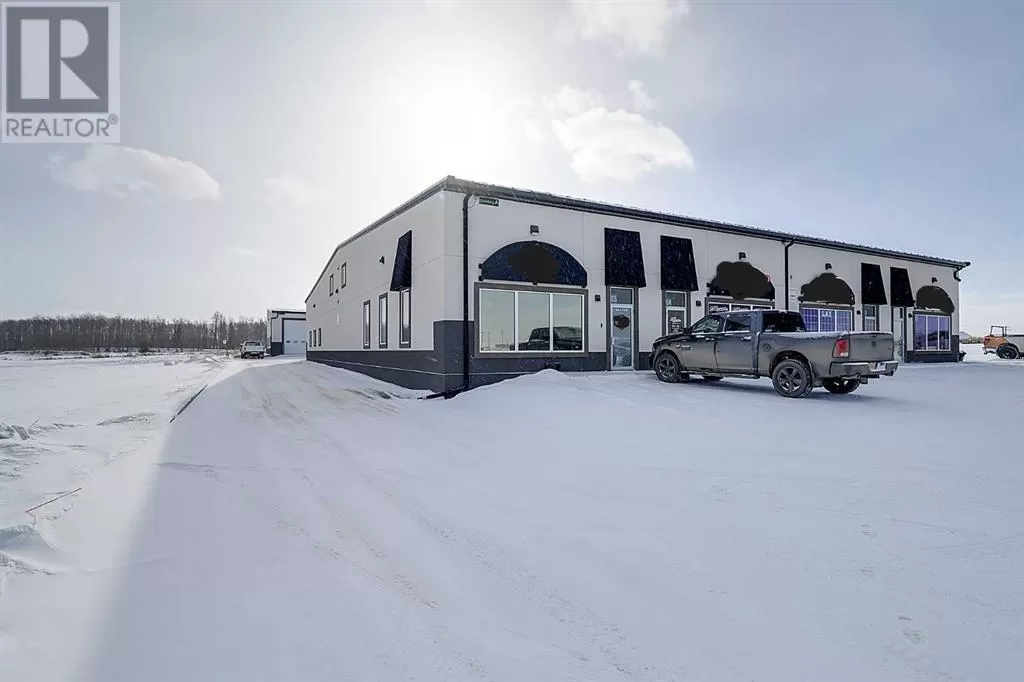 105 303a Larch Close, Rural Red Deer County, Alberta T4E 1B4