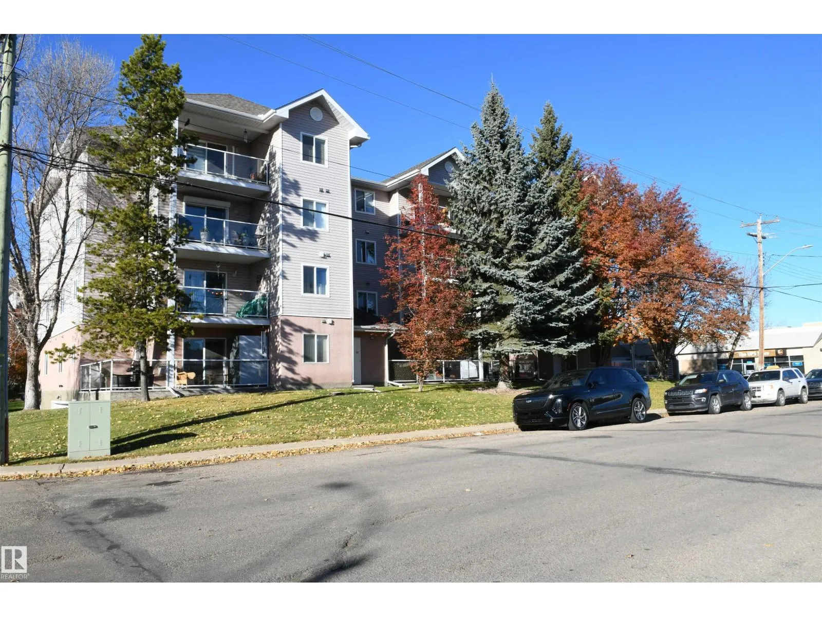 Apartment for rent: #105 5102 49 Av, Leduc, Alberta T9E 8H1