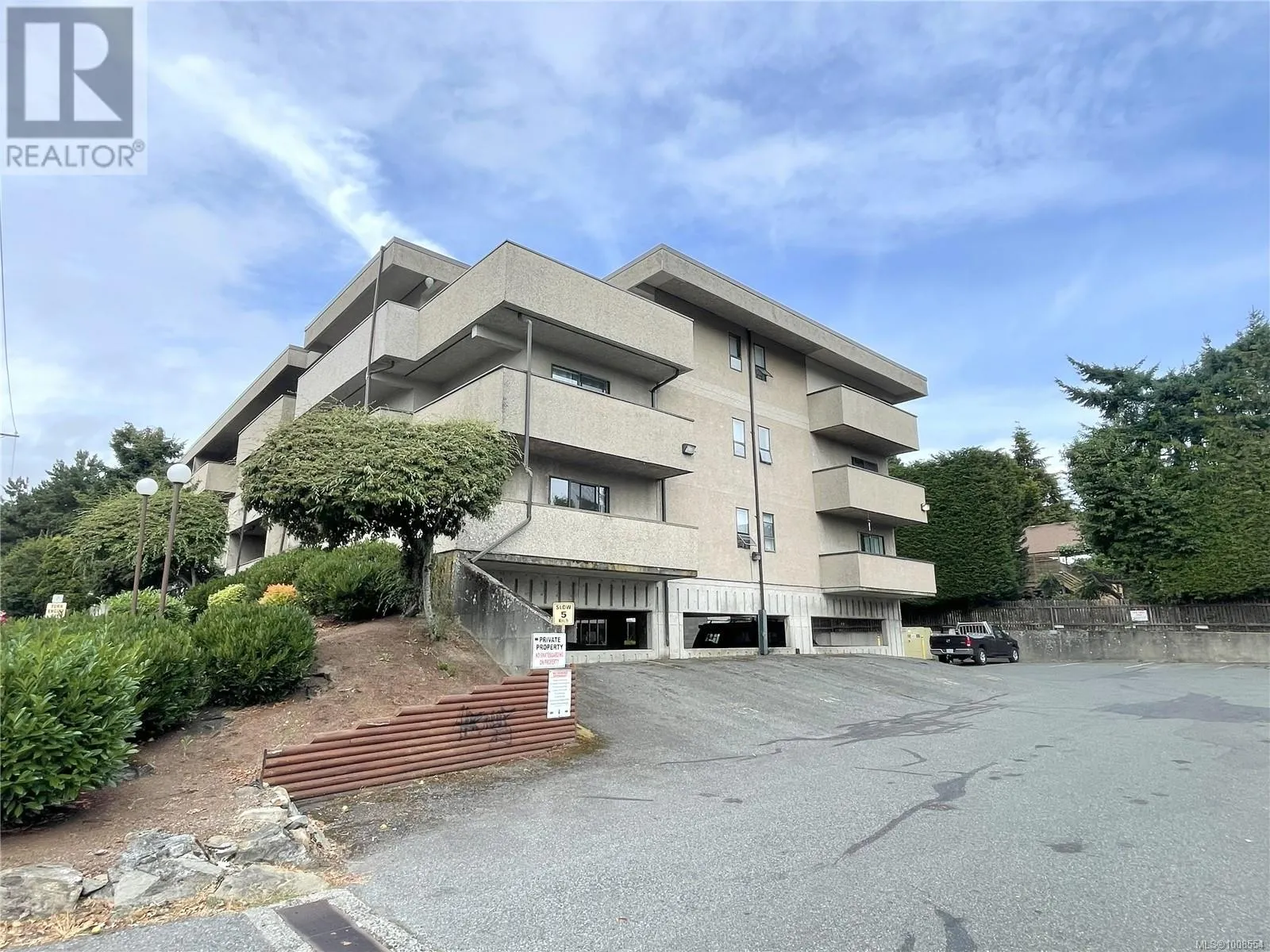 Apartment for rent: 105 550 Bradley St, Nanaimo, British Columbia V9S 5N4