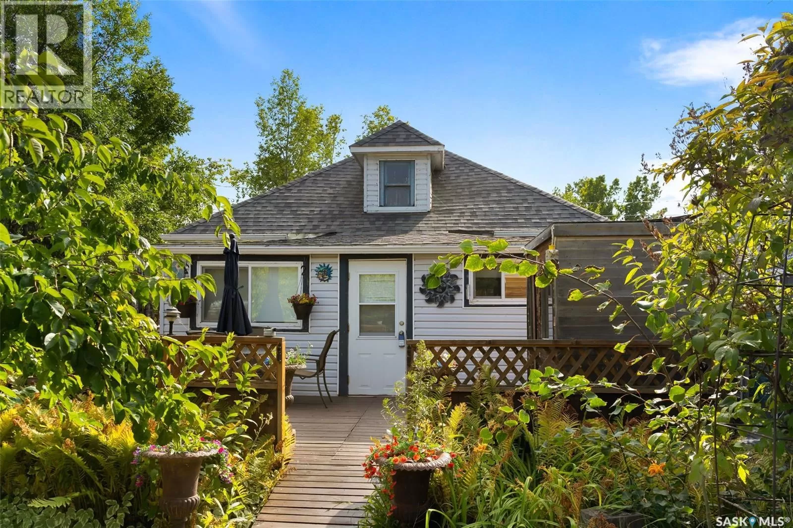 House for rent: 105 6th Street, Etters Beach, Saskatchewan S0G 4R0