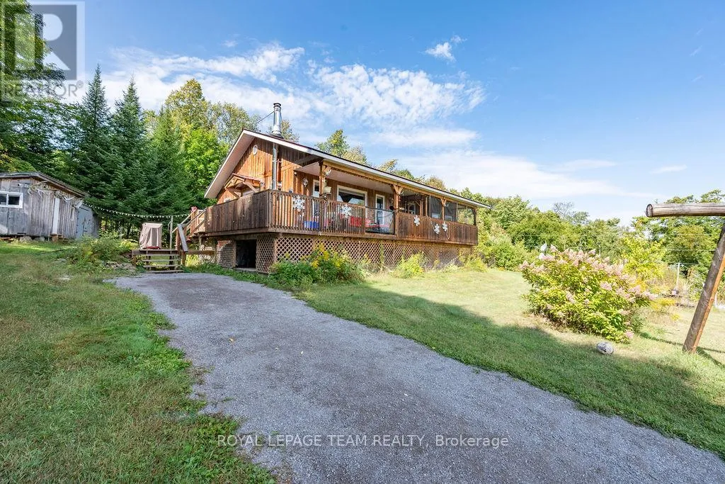 House for rent: 105 Heins Road, Brudenell, Lyndoch and Raglan, Ontario K0J 2E0