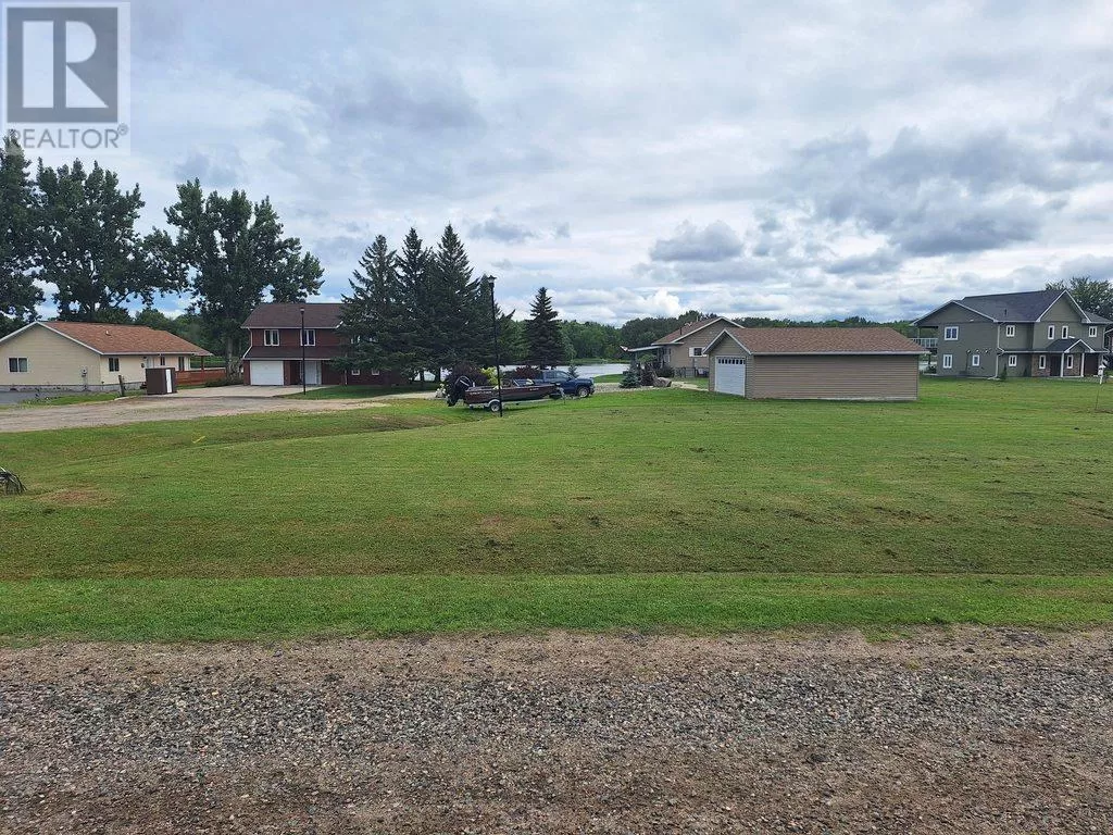 105 Pine Ct, Rainy River, Ontario P0W 1L0