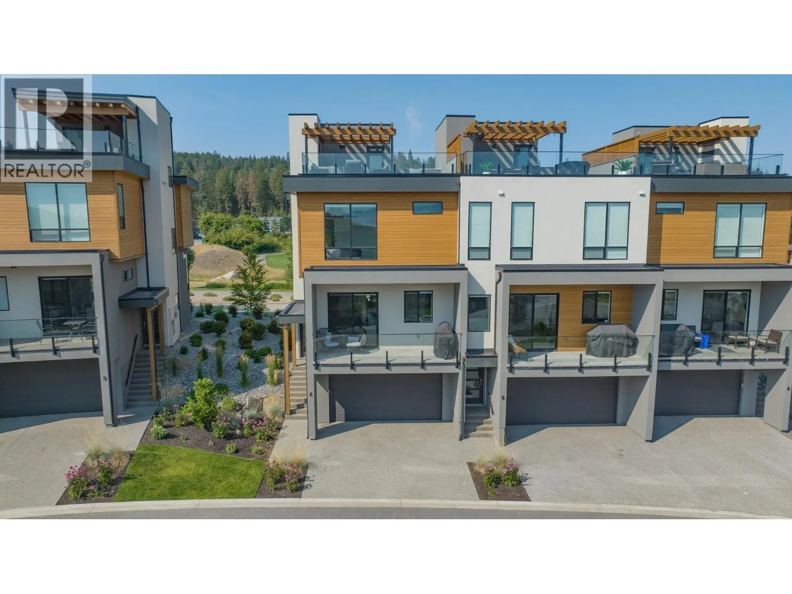Row / Townhouse for rent: 105 Predator Ridge Drive Unit# 4, Vernon, British Columbia V1H 0A5