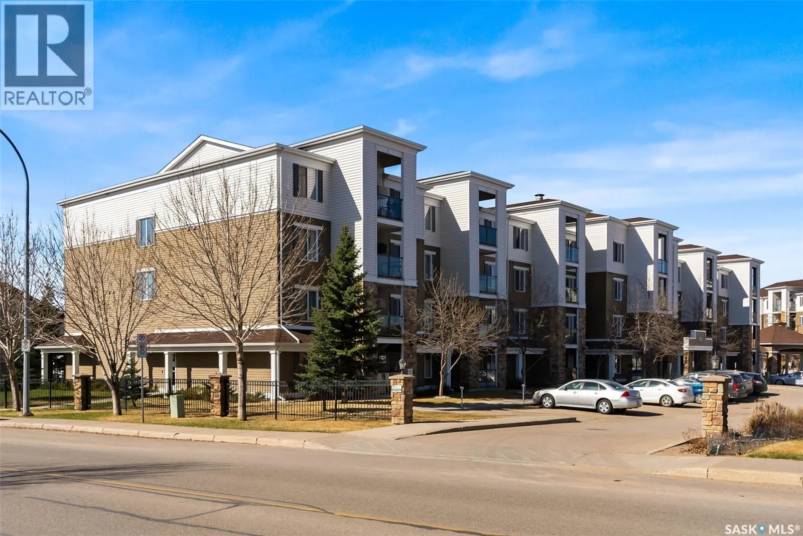 Apartment for rent: 105 W 1300 Stockton Street N, Regina, Saskatchewan S4X 0G2