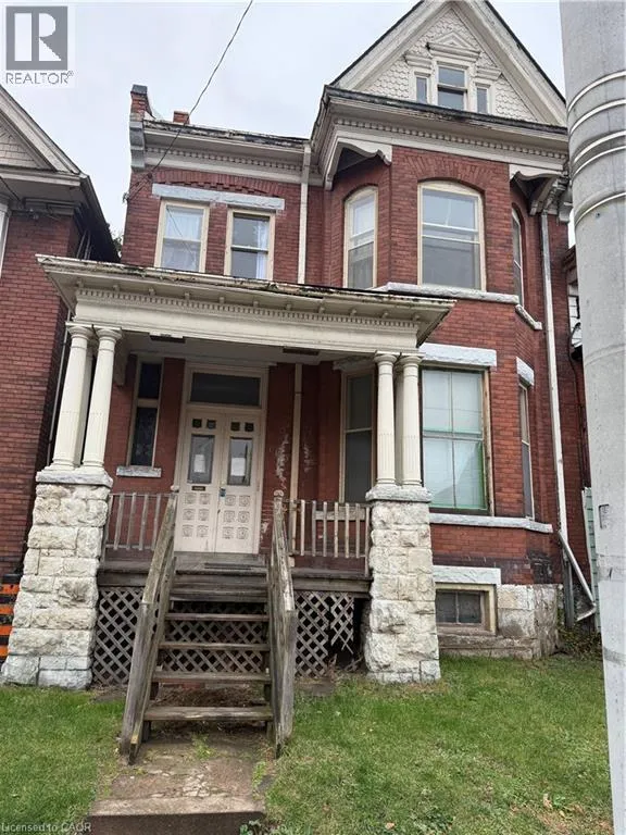 House for rent: 105 Wellington Street S, Hamilton, Ontario L8W 2R3