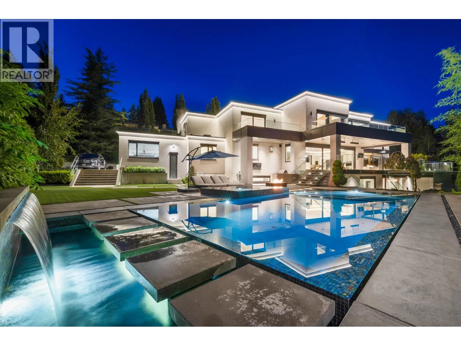 House for rent: 1050 King Georges Way, West Vancouver, British Columbia V7S 1S5