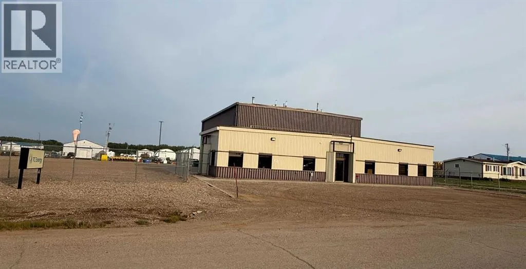 Commercial Mix for rent: 10501 94 Street, High Level, Alberta T0H 1Z0