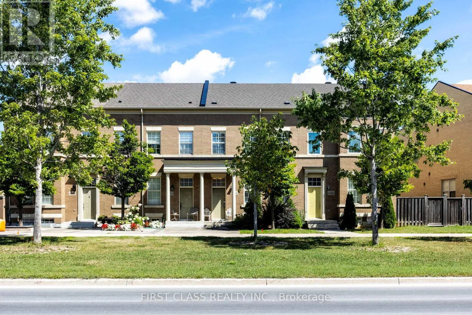 Row / Townhouse for rent: 10501 Woodbine Ave Avenue, Markham, Ontario L6C 0K4