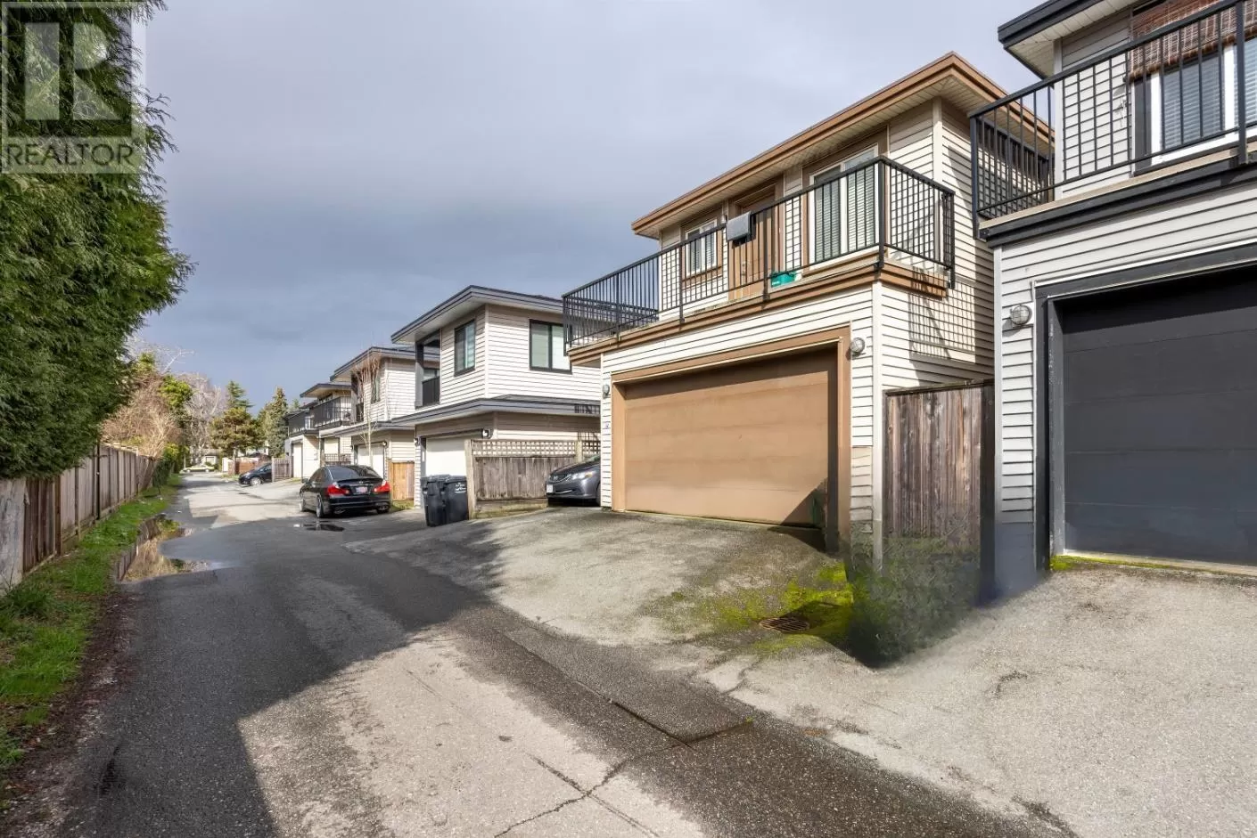 House for rent: 10511 No.1 Road, Richmond, British Columbia V7E 1S3