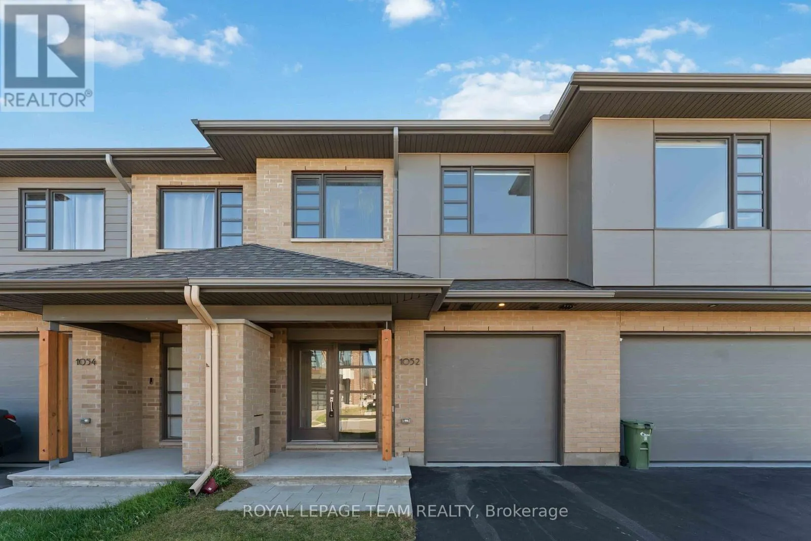 Row / Townhouse for rent: 1052 Lunar Glow Crescent, Ottawa, Ontario K4M 0J9