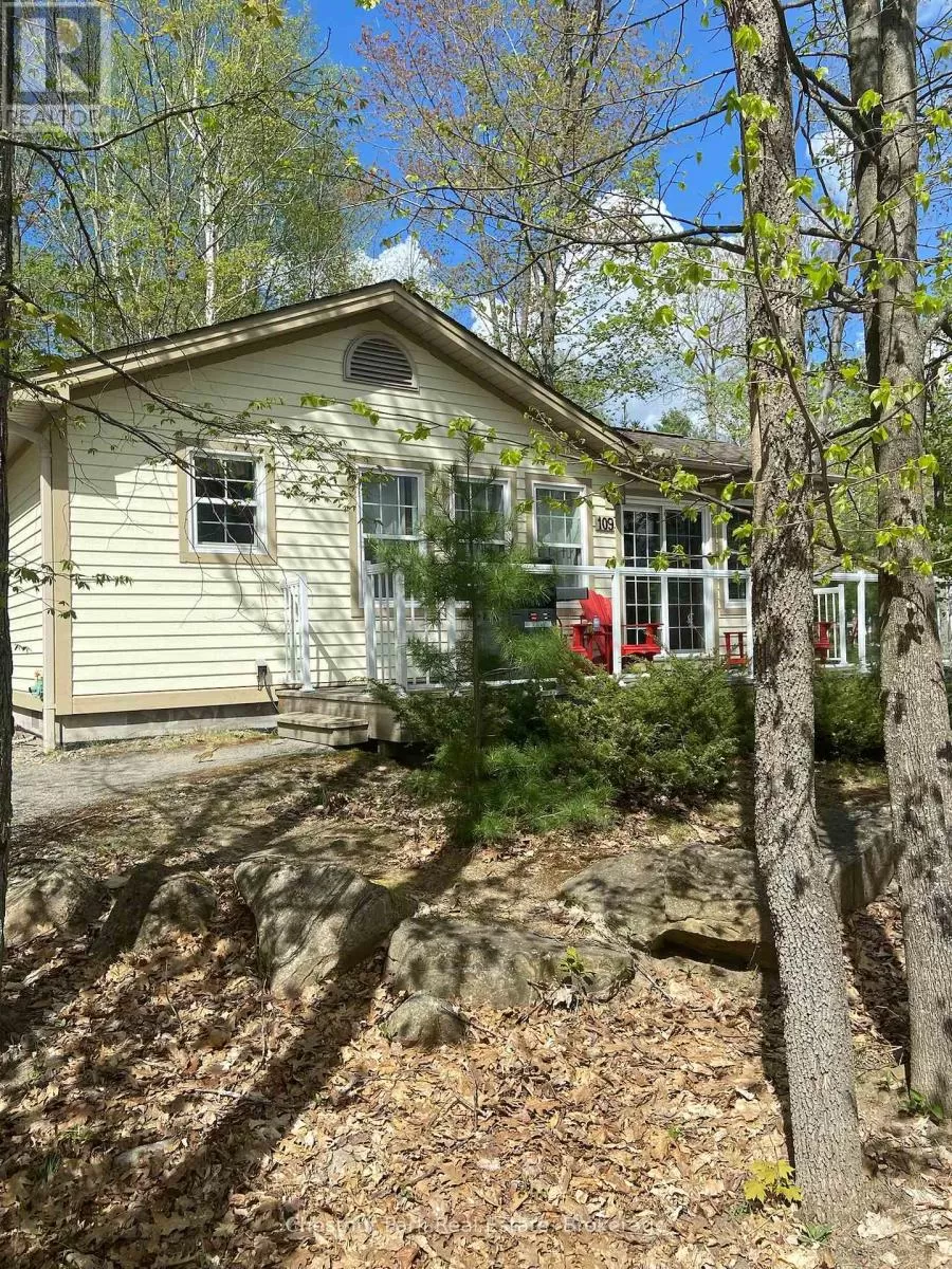 Other for rent: 1052 Rat Bay Rd 109-1 Road, Lake of Bays, Ontario P1H 2J6